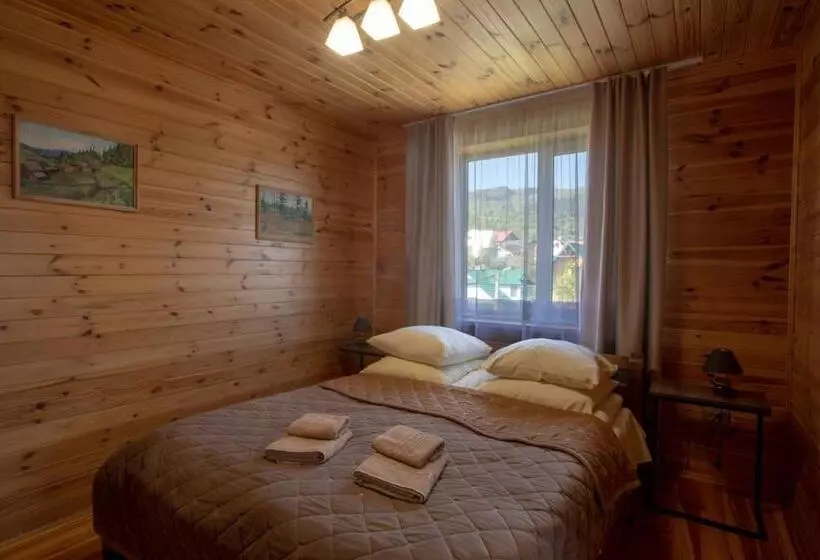 ペンション Guest House бескид