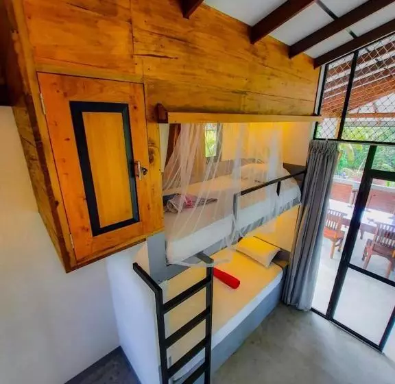 Majatalo Jungle Escape Hiriketiya