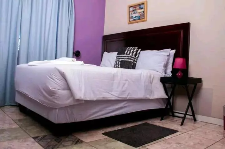 پانسیون Ngenani Guest House