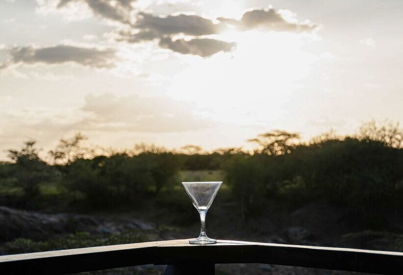 אתר נופש Mtito Safari Camp