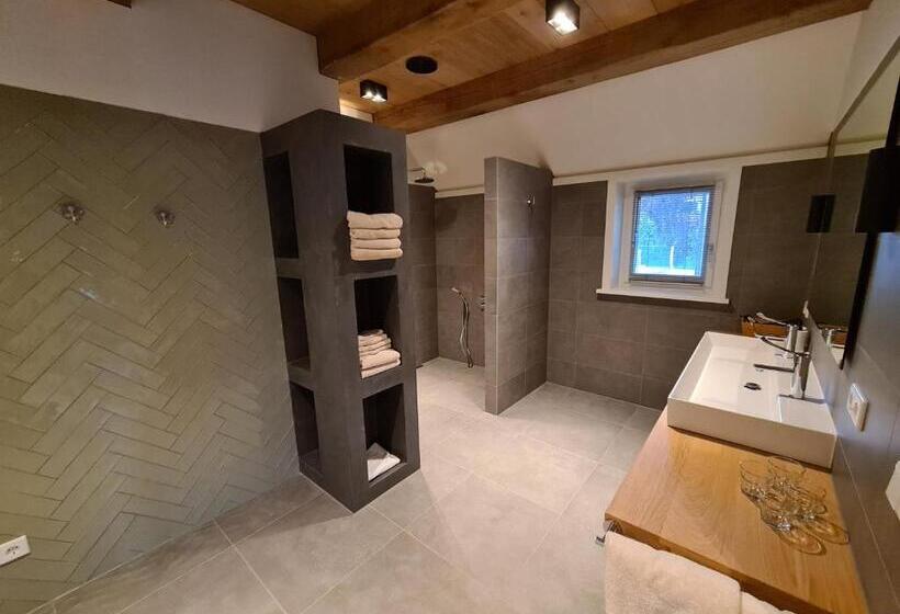 Bed and Breakfast De Wiedenweide