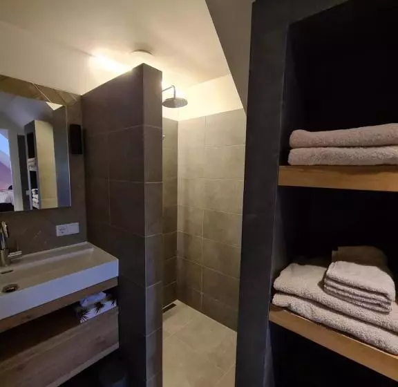 ベッドアンドブレックファースト De Wiedenweide