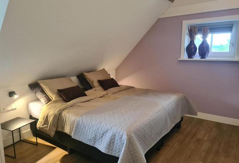 Bed and Breakfast De Wiedenweide