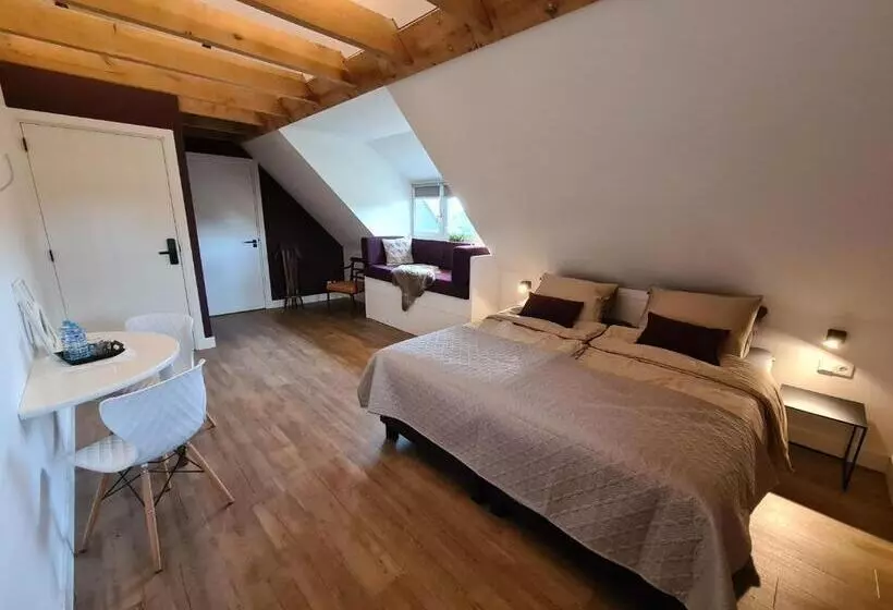 ベッドアンドブレックファースト De Wiedenweide