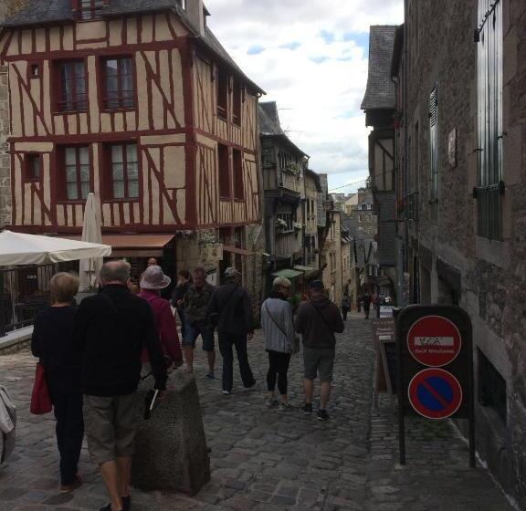 Bed and Breakfast ‘les Portes Bleues’ Chambres D’hôtes