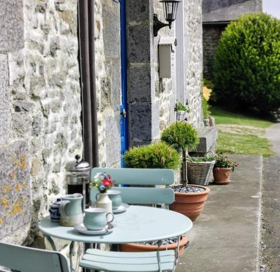 Bed and Breakfast ‘les Portes Bleues’ Chambres D’hôtes