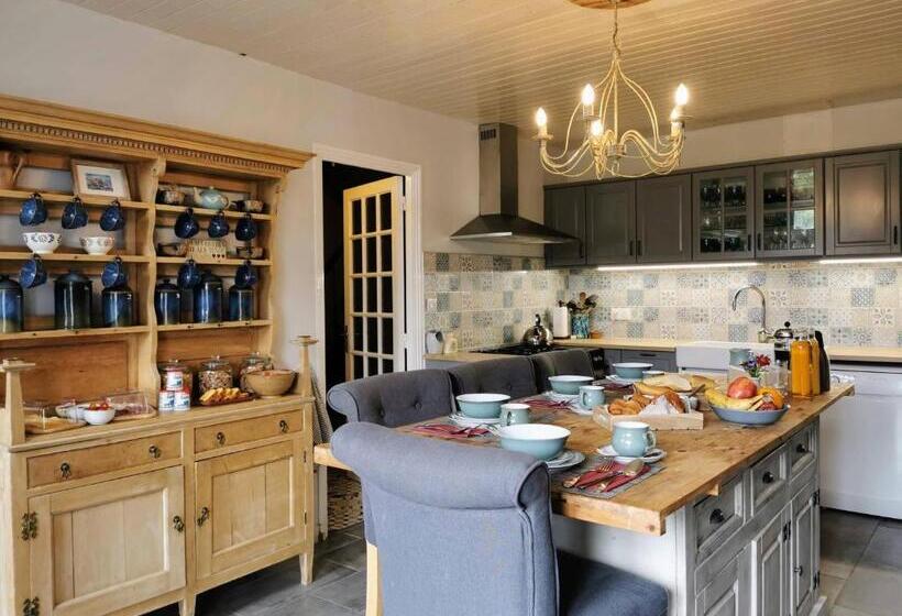 Bed and Breakfast ‘les Portes Bleues’ Chambres D’hôtes