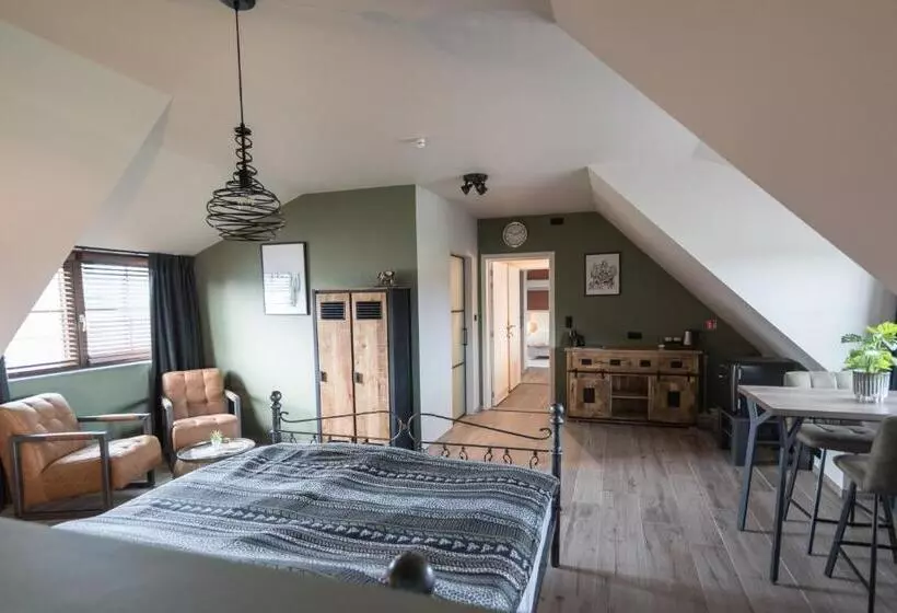 ベッドアンドブレックファースト Logies Op  T Gestel