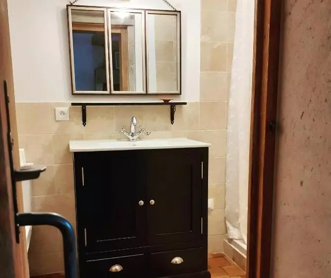Aamiaismajoitus (B&B) Maison D Orion