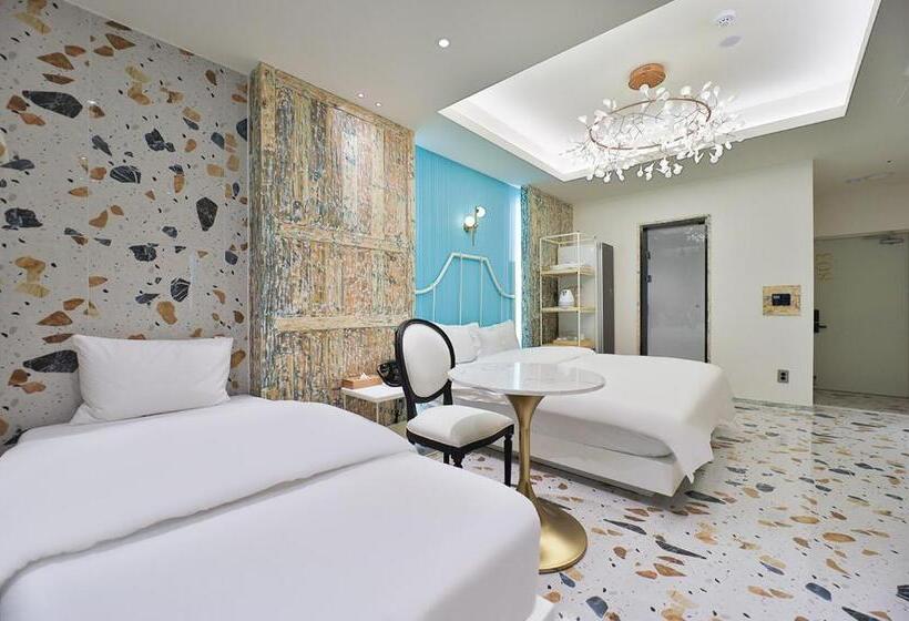 Daegu February Hotel Lions Park