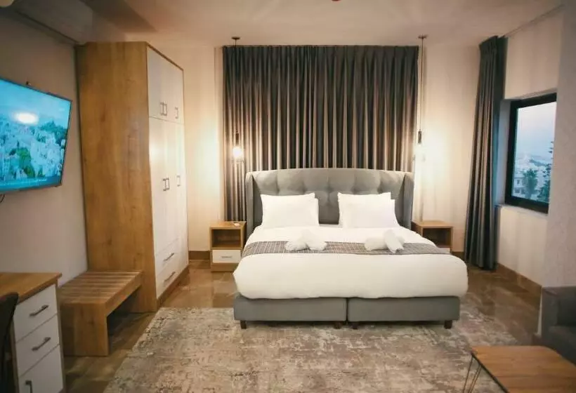 هتل Lotus Boutique