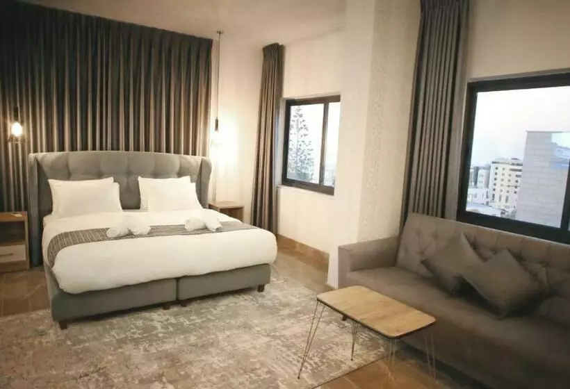 هتل Lotus Boutique