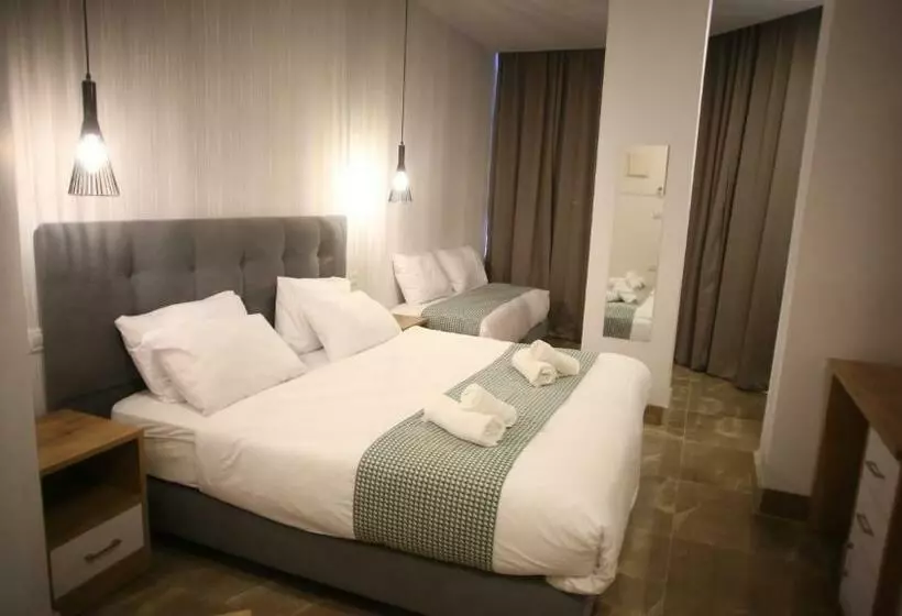 هتل Lotus Boutique