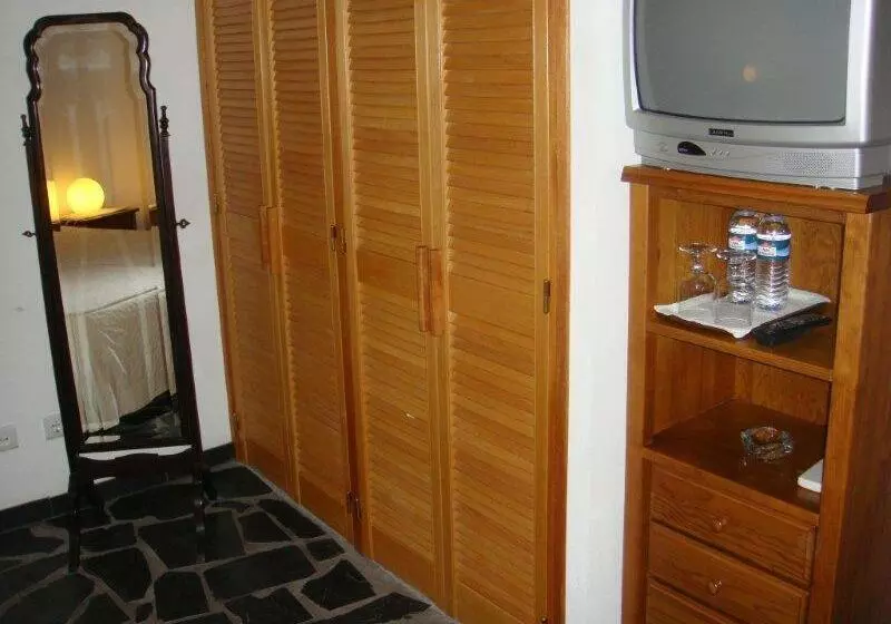 ホテル Quarto Pequeno 515 Do Monte Dos Arneiros