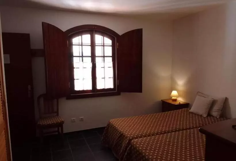 ホテル Quarto Pequeno 515 Do Monte Dos Arneiros