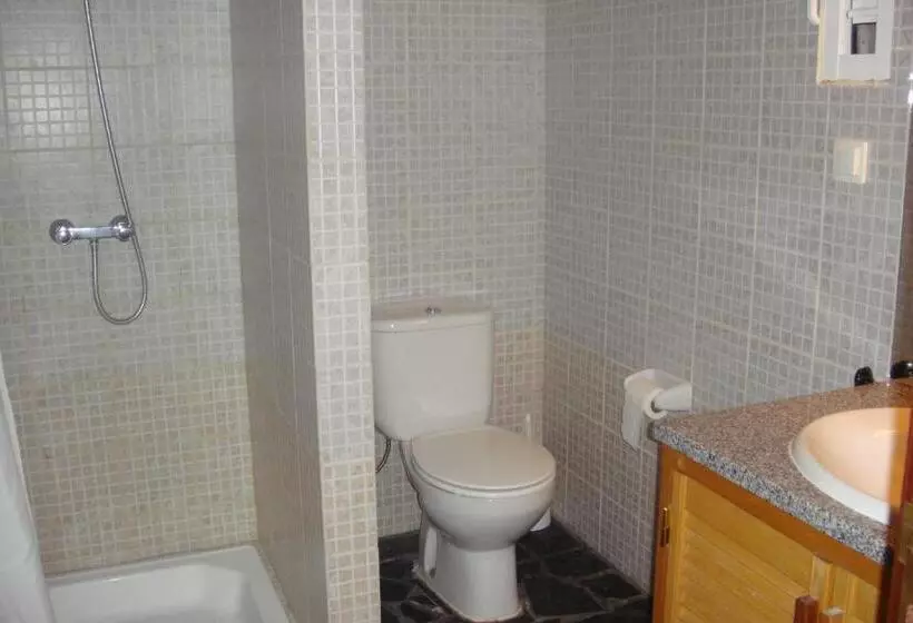 ホテル Quarto Pequeno 515 Do Monte Dos Arneiros