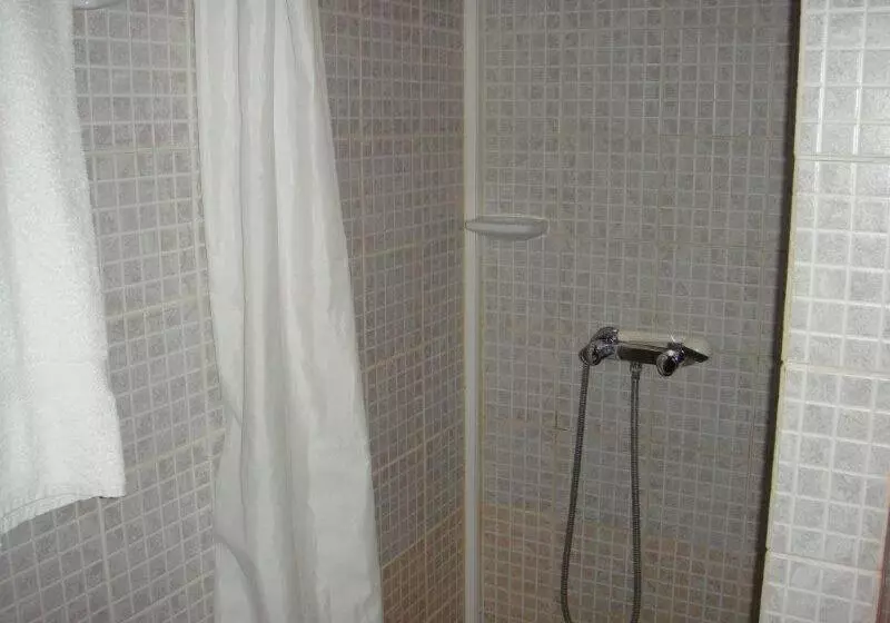 ホテル Quarto Pequeno 515 Do Monte Dos Arneiros