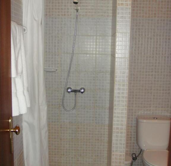 Otel Quarto Pequeno 515 Do Monte Dos Arneiros