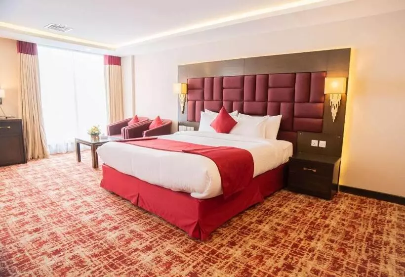 هتل Ramada By Wyndham Murree Lower Topa Resort