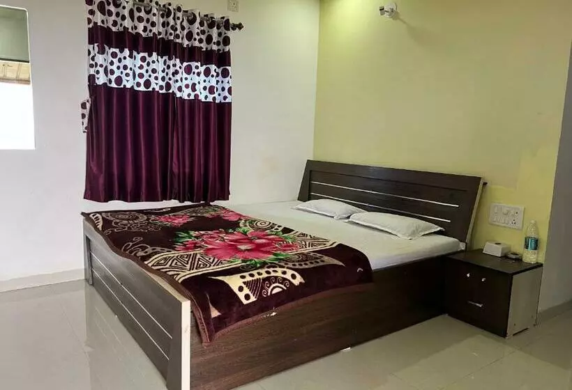 هتل Shree Sai Resort By 29bungalow