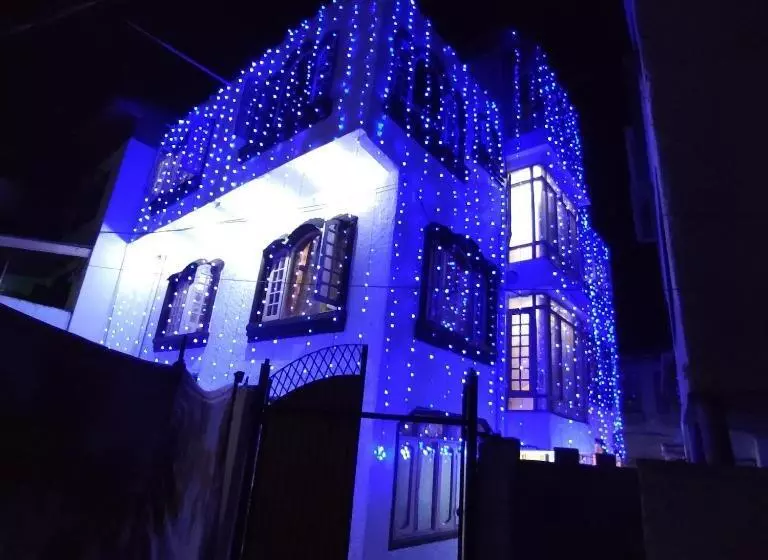 پانسیون Fabulous Kashmir
