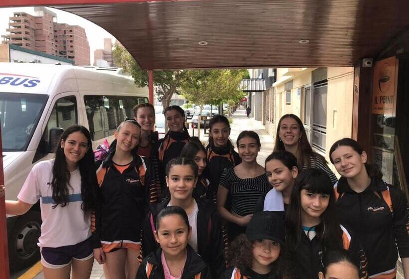 פנסיון Il Point Hostel Cafe