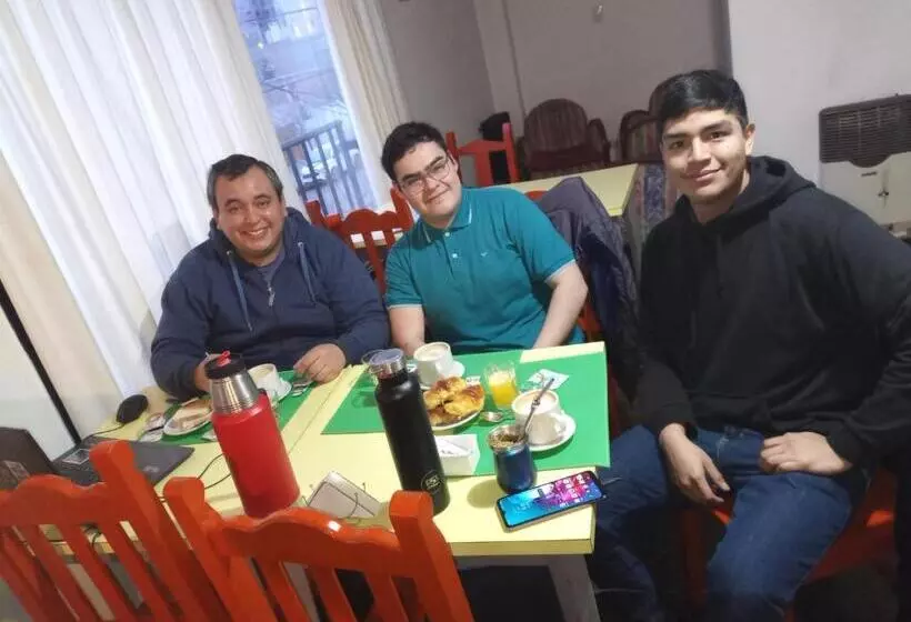 ペンション Il Point Hostel Cafe