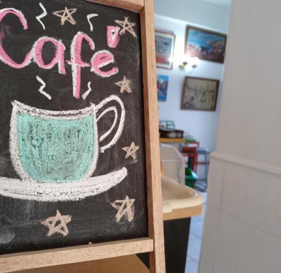 פנסיון Il Point Hostel Cafe