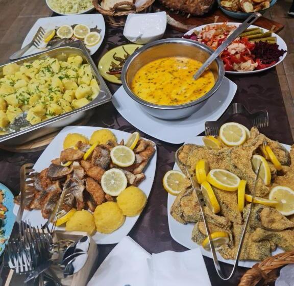 ペンション Pastravaria Rin