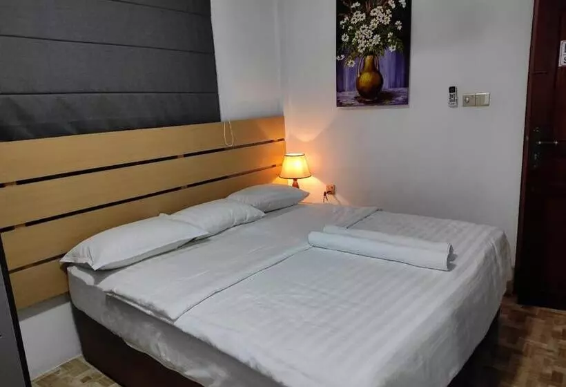 پانسیون Villagewaves