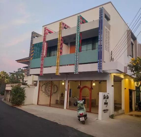 Tartar & Nay Hostel