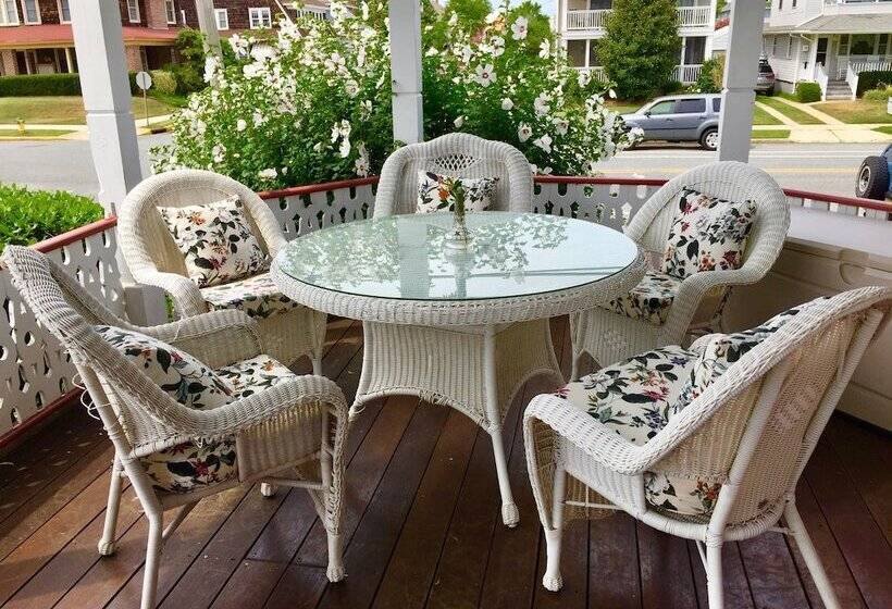 Angel Of The Sea Bed And Breakfast