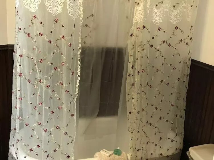 Angel Of The Sea Bed And Breakfast