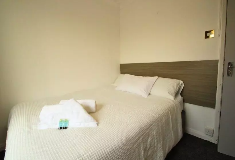 Bed and Breakfast 33