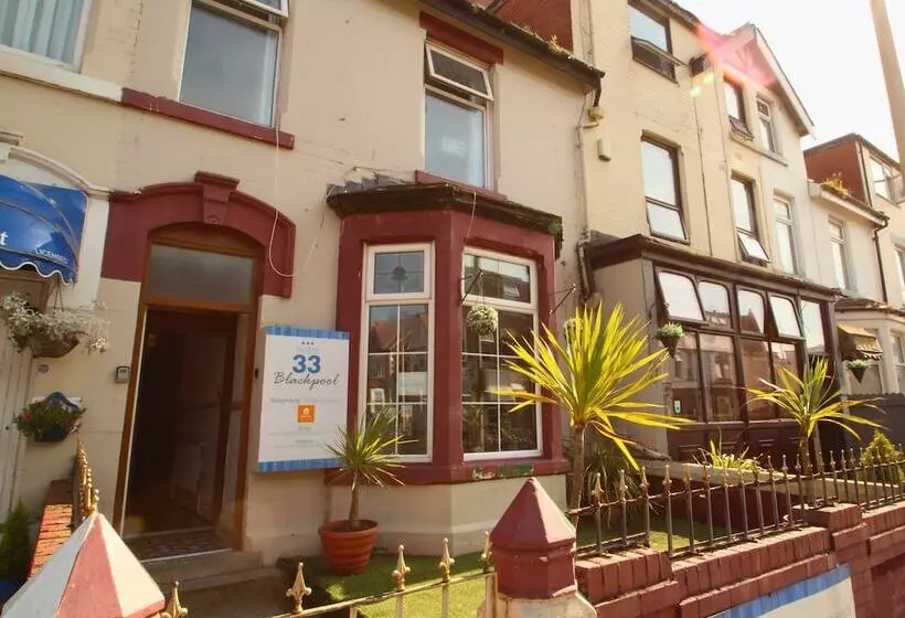 Bed and Breakfast 33