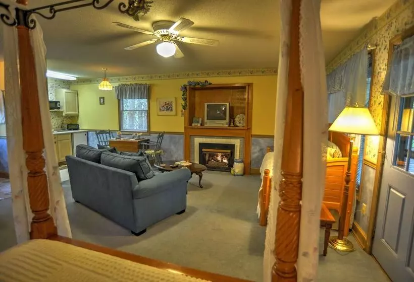 צימר Blue Mountain Mist Country Inn