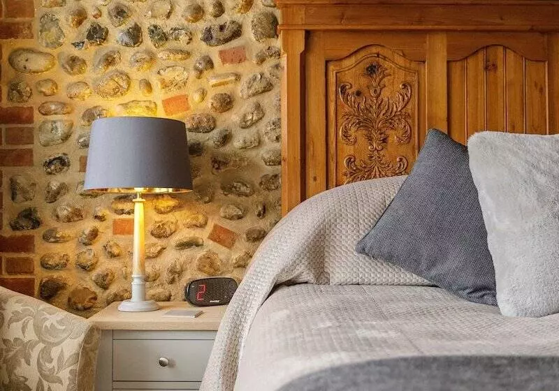 ベッドアンドブレックファースト The Barns