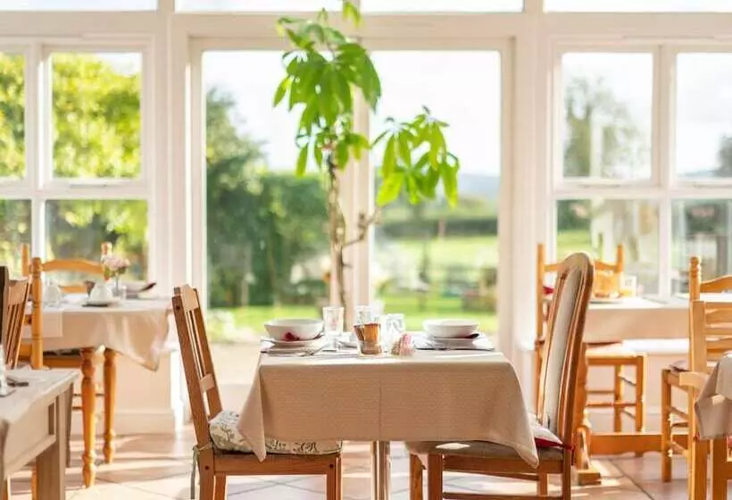 민박 The Place To Stay