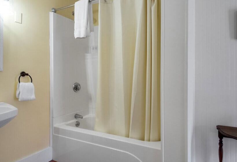 צימר The Thistle Inn