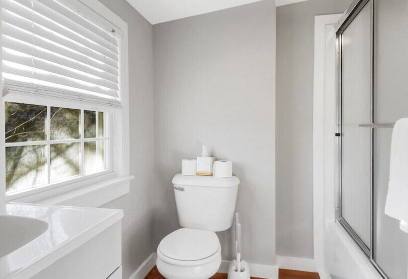 צימר The Thistle Inn