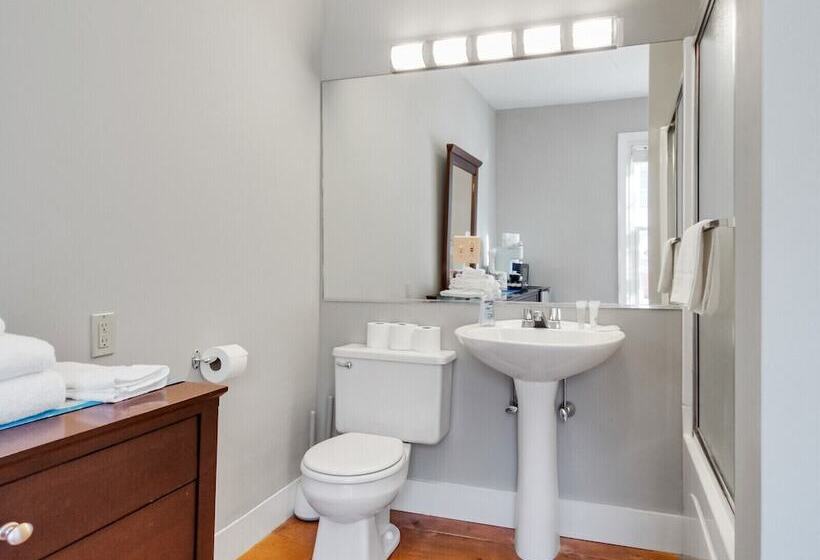 צימר The Thistle Inn