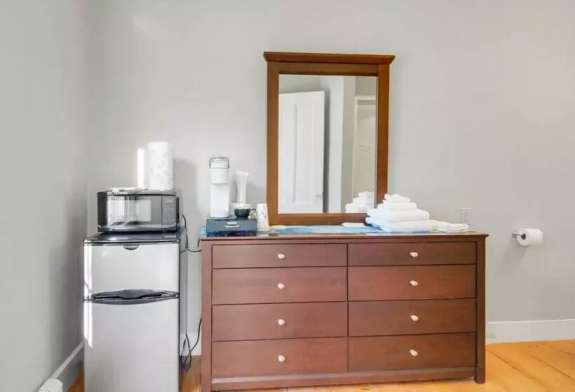 Bed and Breakfast The Thistle Inn