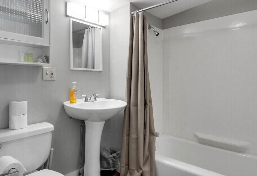 צימר The Thistle Inn