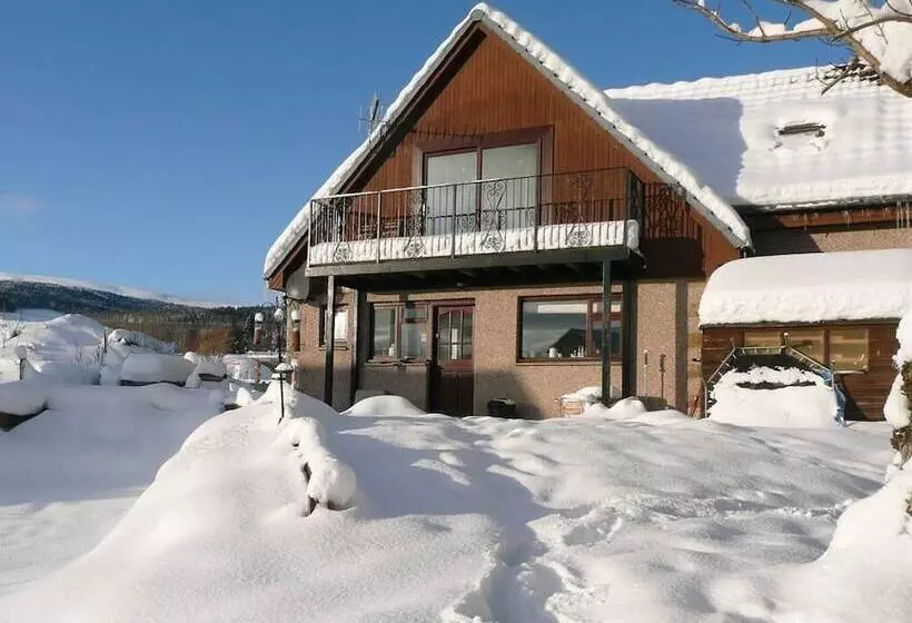 Carn Mhor Bed And Breakfast