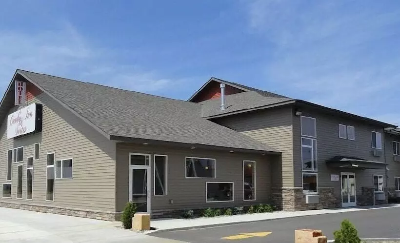 בית מלון כפרי Canby Inn And Suites