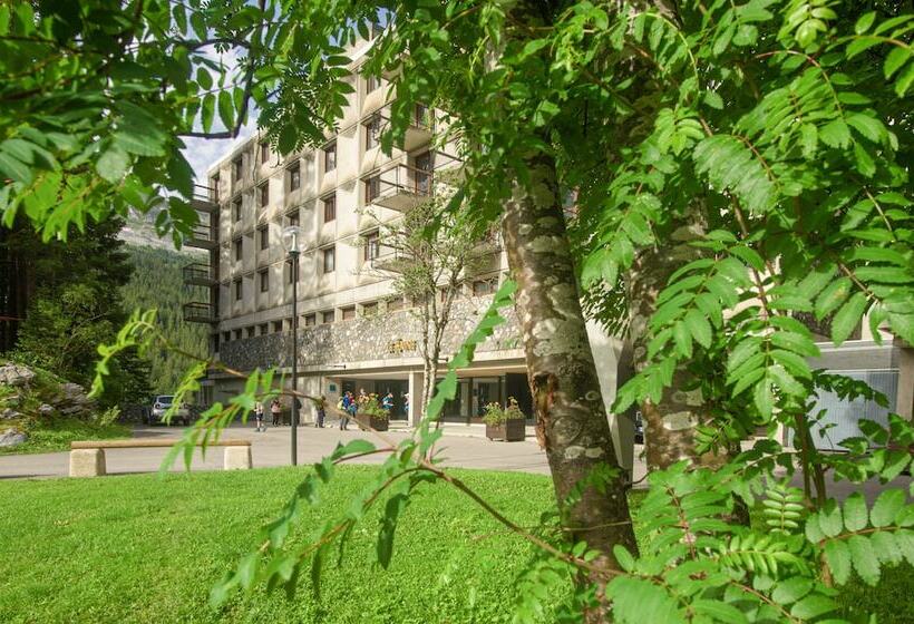 Отель Hôtel Club Mmv Le Flaine