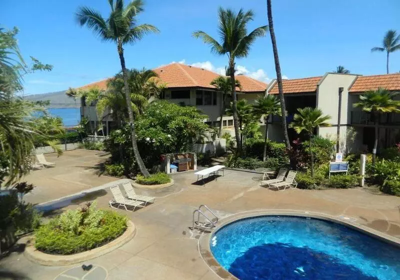Отель Maui Beach Vacation Club