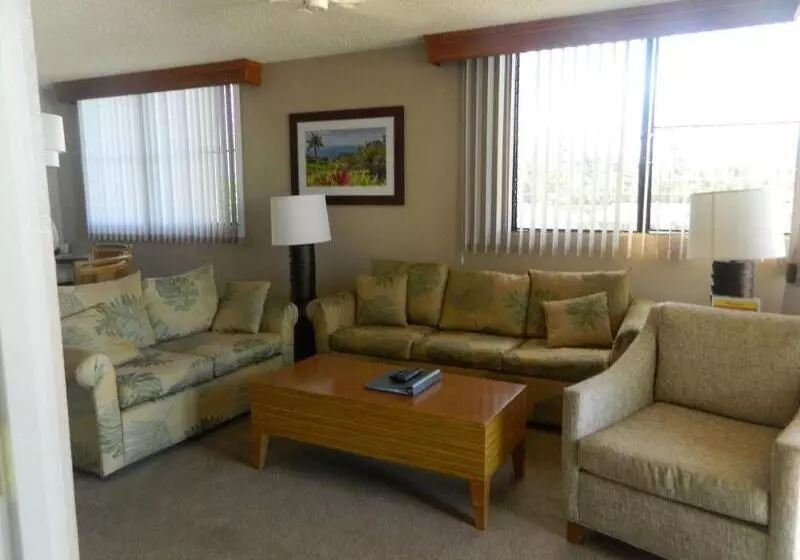 Отель Maui Beach Vacation Club