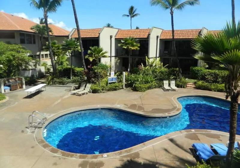 Отель Maui Beach Vacation Club
