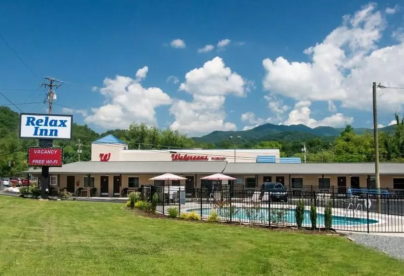בית מלון כפרי Relax Inn   Bryson City